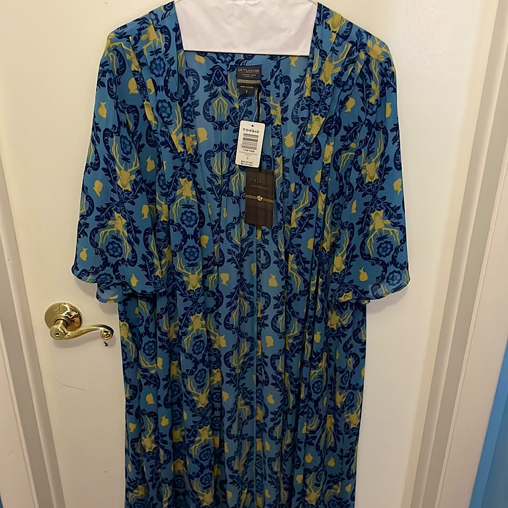 Torrid x Outlander | Blue & Gold Damask Stag Print Pleated Kimono